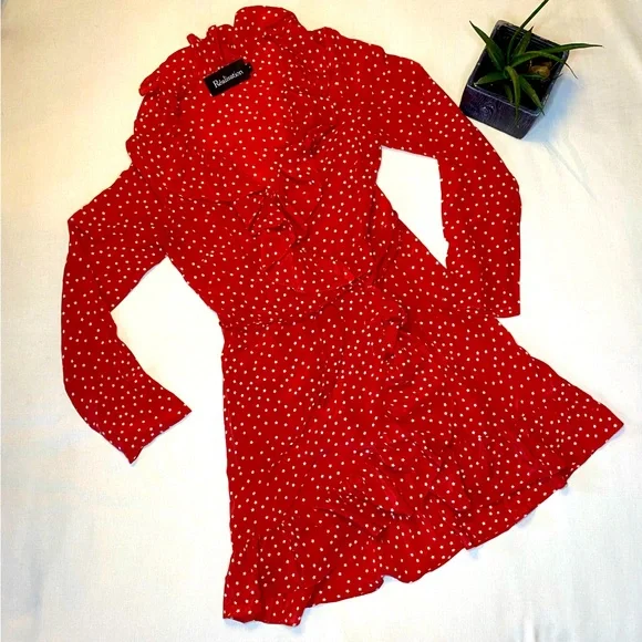 Realisation par Dresses | Euc Realisation par Red Star Print Ruffle Long Sleeve Wrap Mini Summer Dress M | Color: Red/White | Size: M | Riandale's